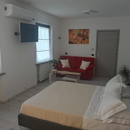 Hotel Baiardo Romagnano Sesia Esterno foto