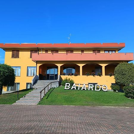Hotel Baiardo Romagnano Sesia Esterno foto