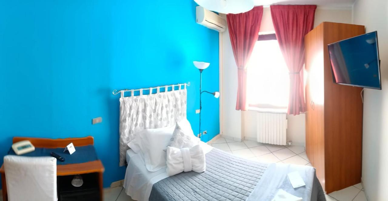 Hotel Baiardo Romagnano Sesia Esterno foto
